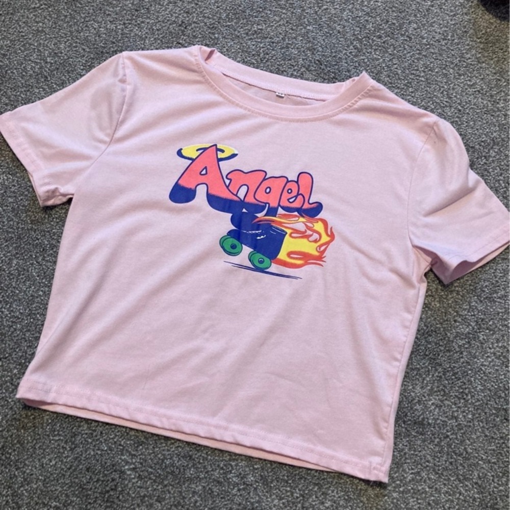 Womens crop top skate theme